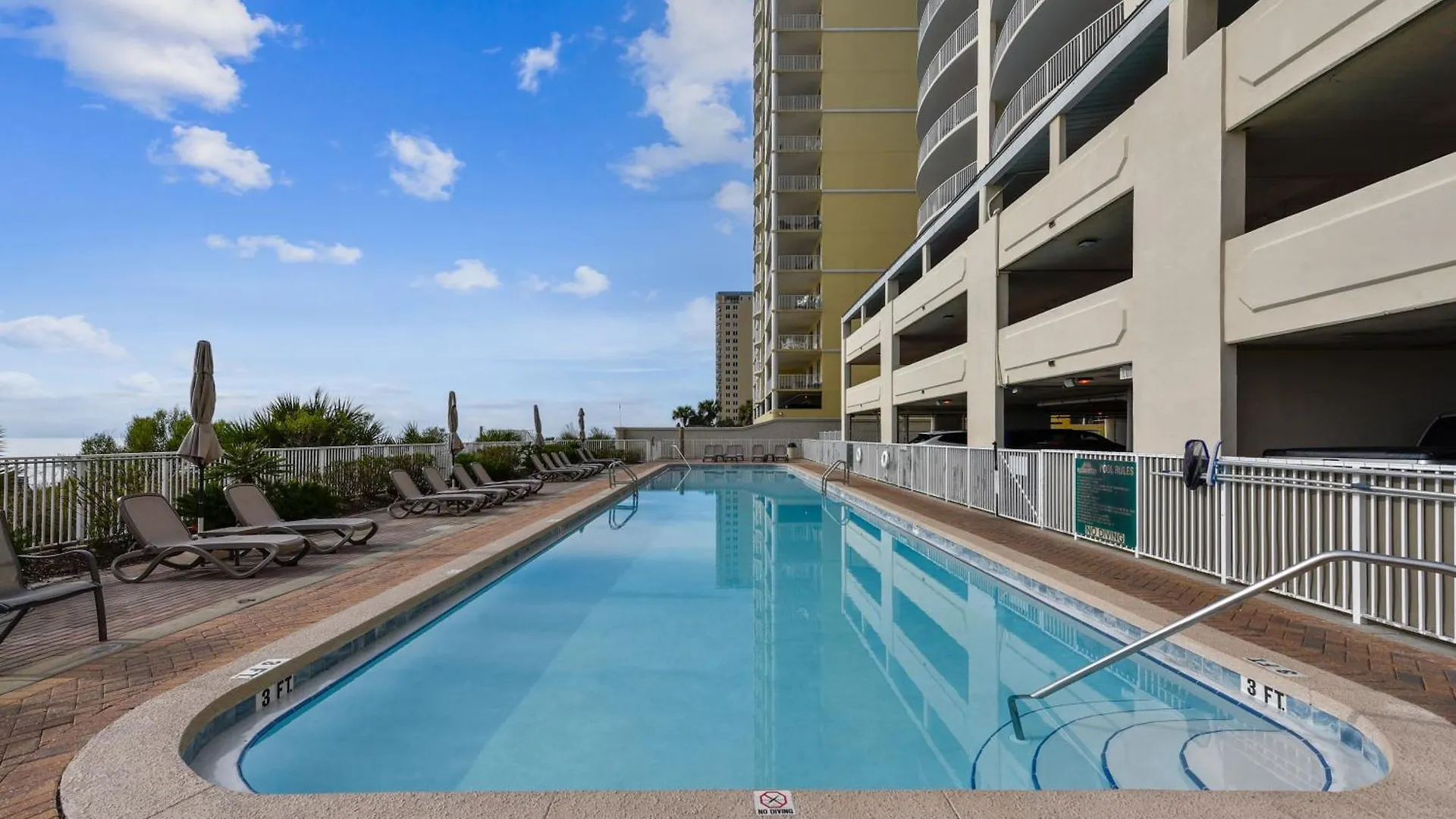 Twin Palms Resort #505 By Book That Condo Panama City Beach Vakantiehuis